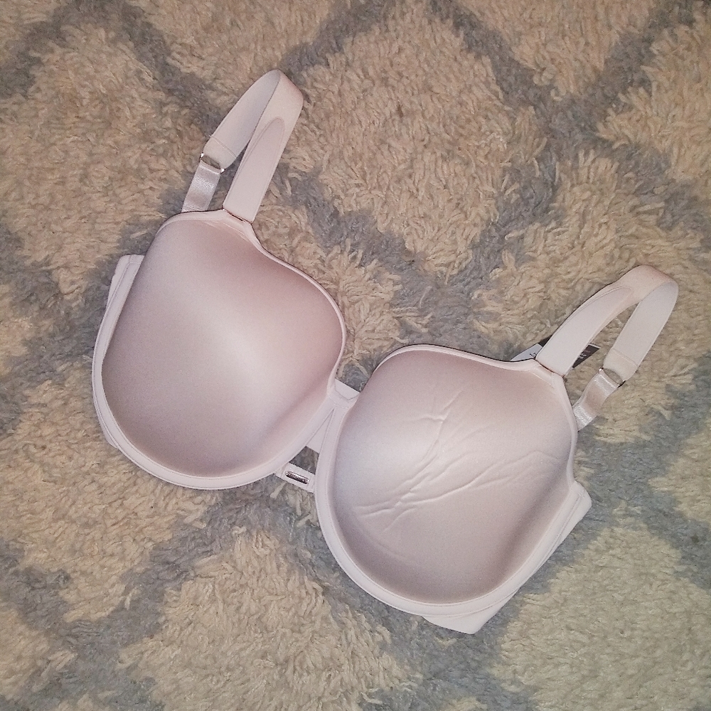 NWOT SheFit Unconventional T-shirt Bra sz 19